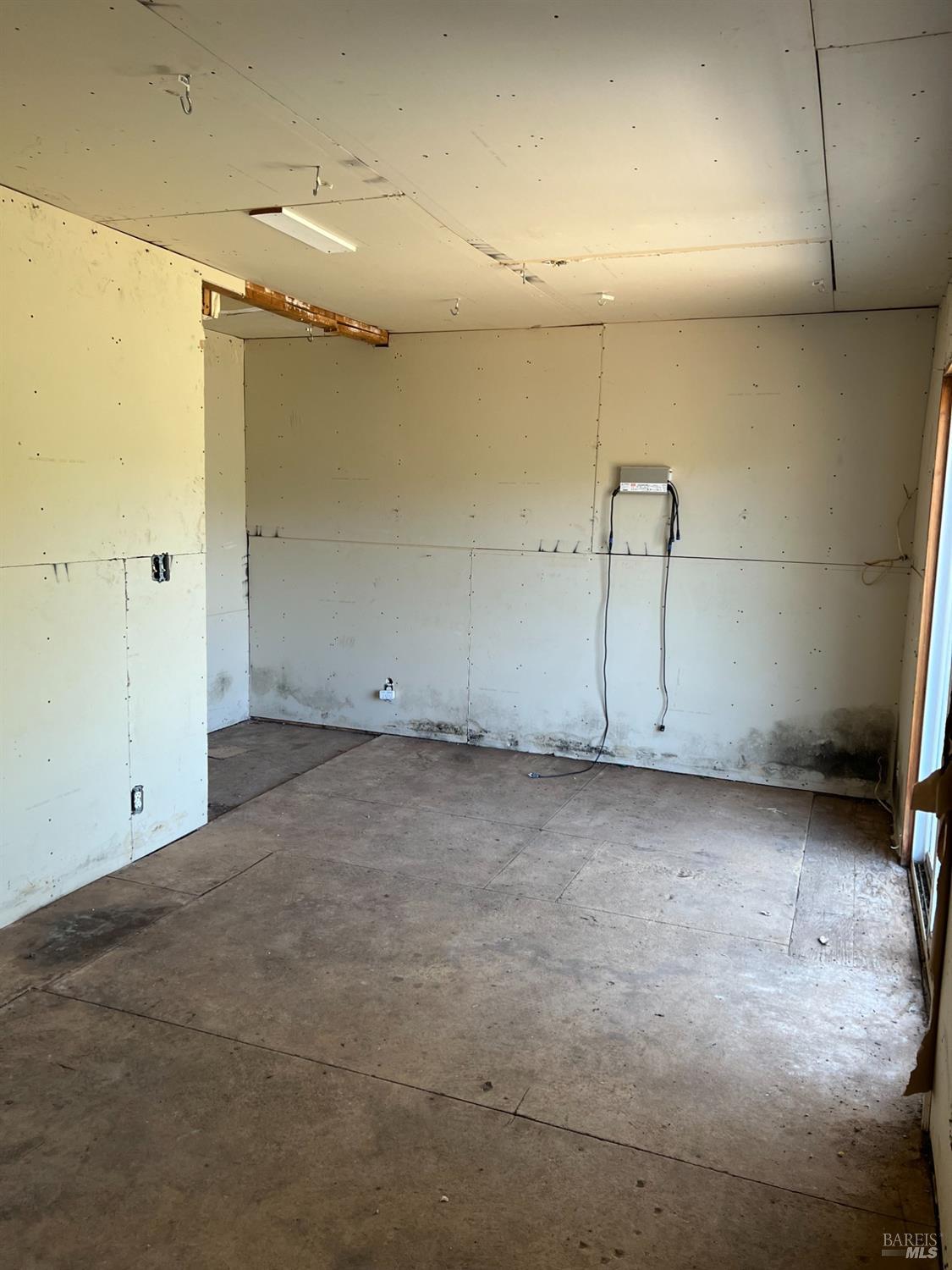 10935 Rancheria Road Upper Lake CA 95485