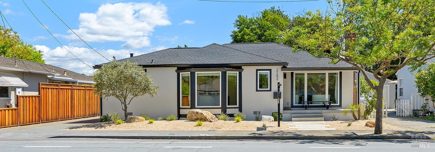 2152 Montecito Avenue Santa Rosa CA 95404