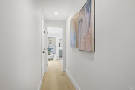 2152 Montecito Avenue Santa Rosa CA 95404