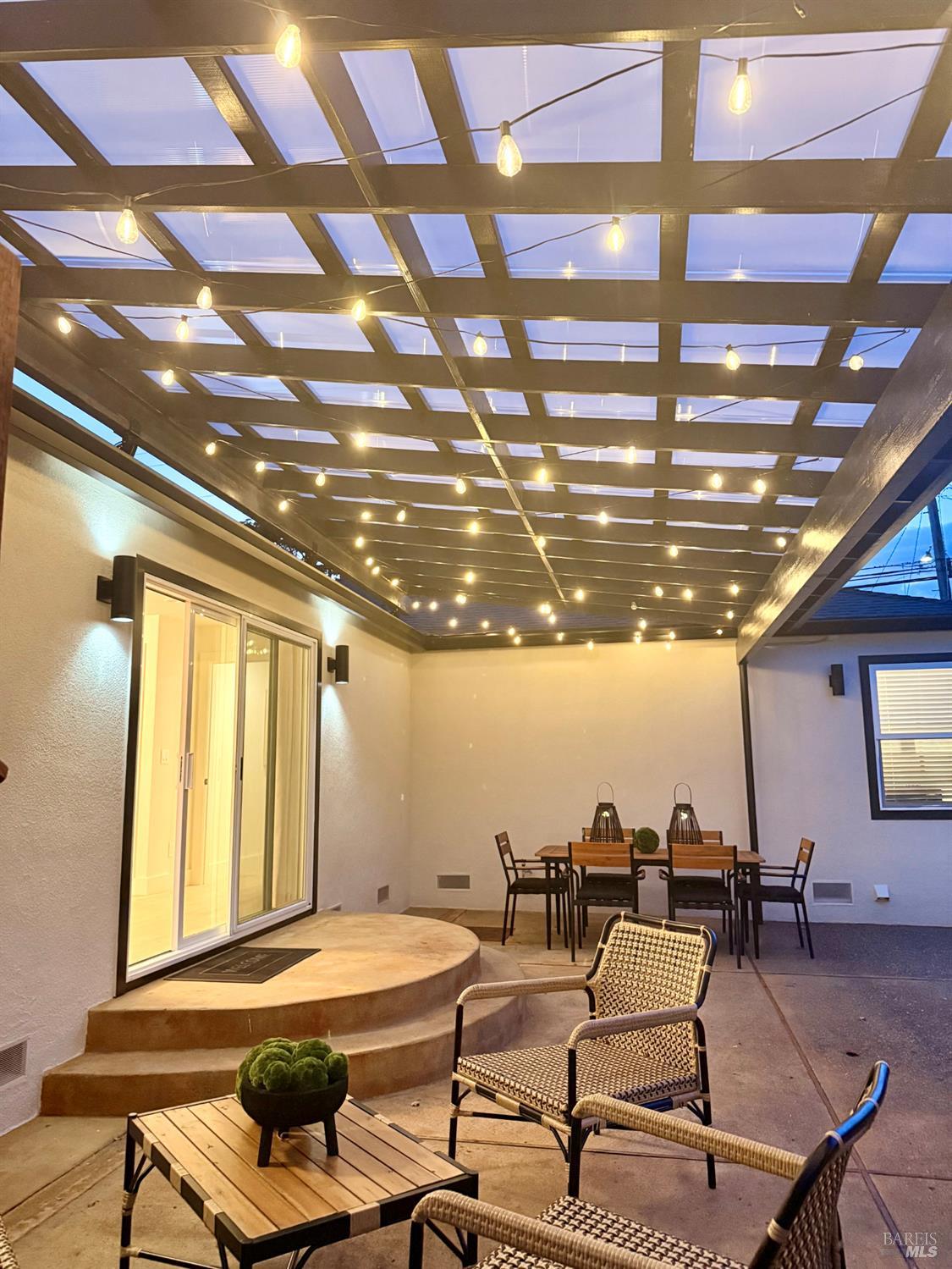 2152 Montecito Avenue Santa Rosa CA 95404