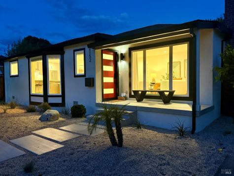 2152 Montecito Avenue Santa Rosa CA 95404