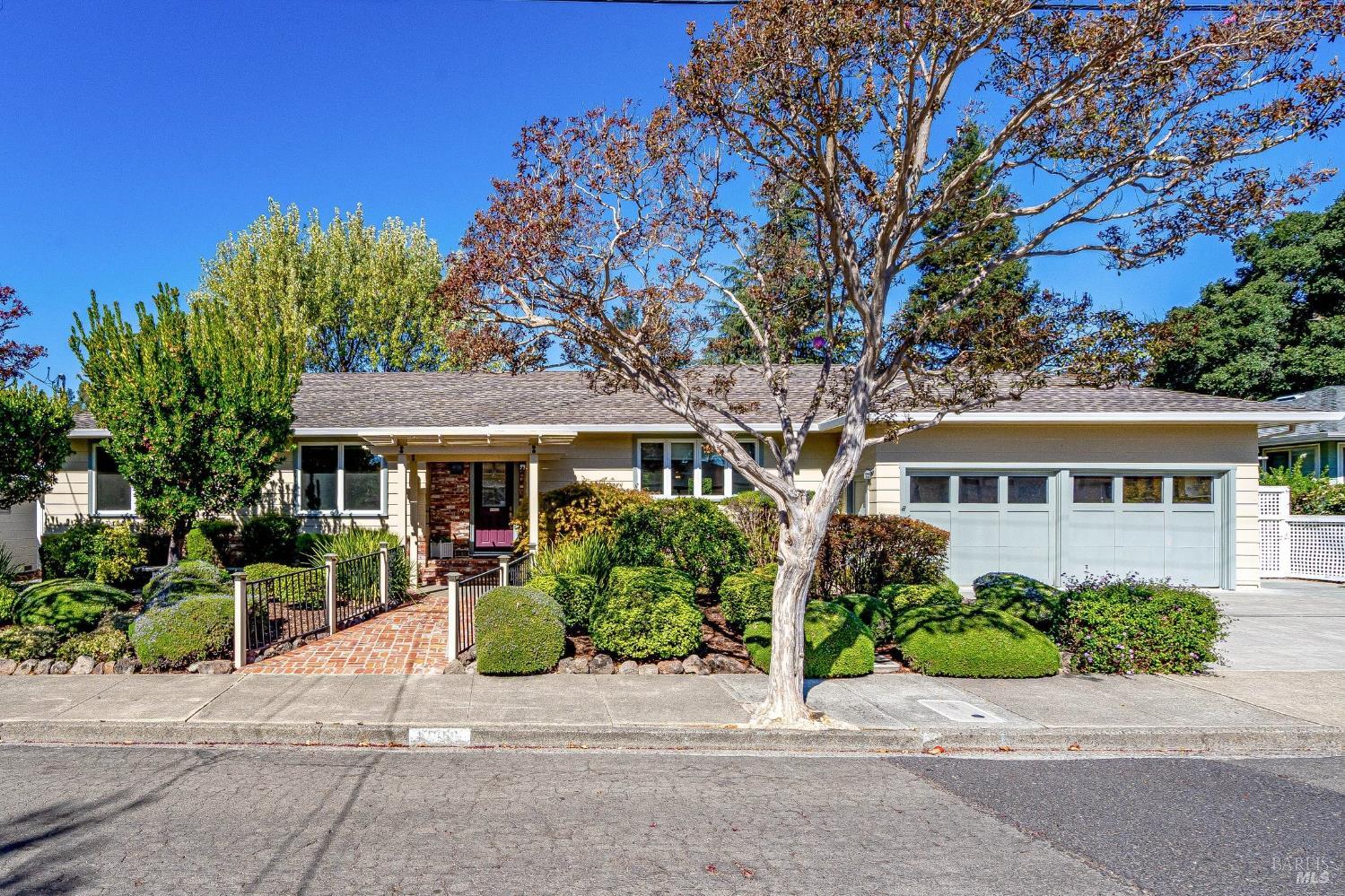 1919 Marian Lane Santa Rosa CA 95405