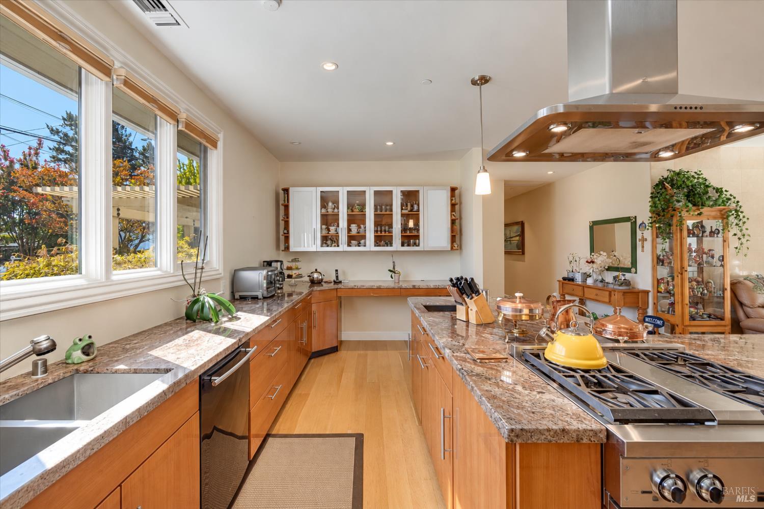 1919 Marian Lane Santa Rosa CA 95405