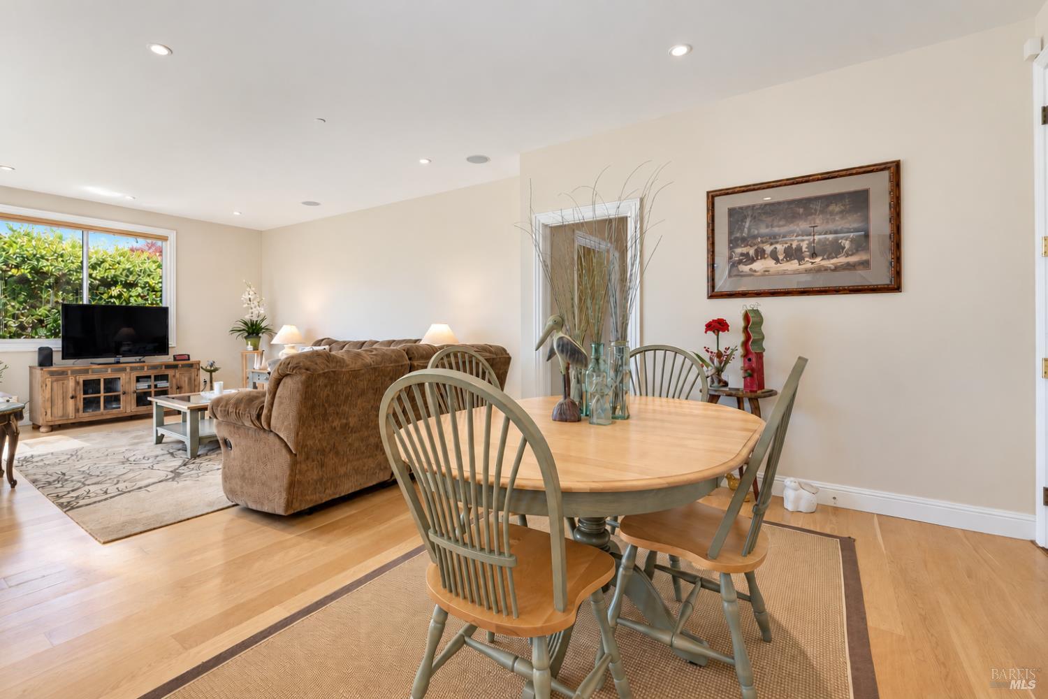 1919 Marian Lane Santa Rosa CA 95405