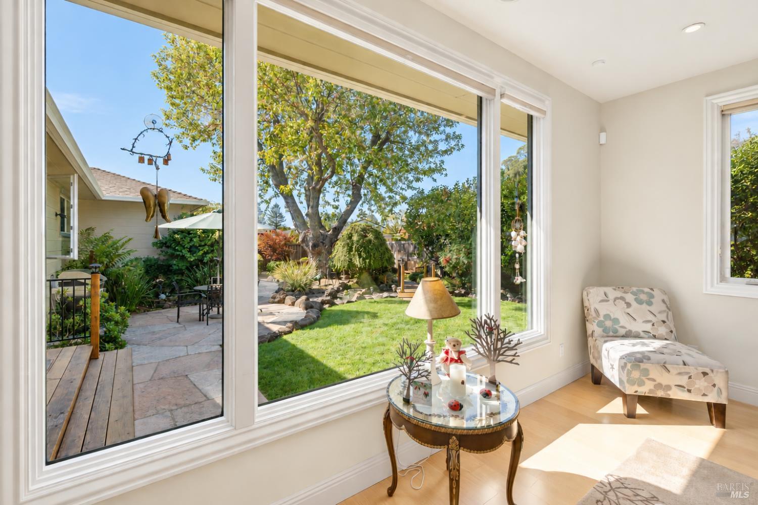 1919 Marian Lane Santa Rosa CA 95405
