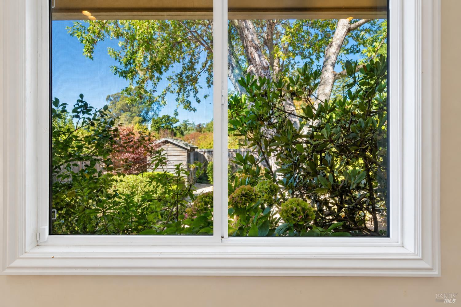 1919 Marian Lane Santa Rosa CA 95405