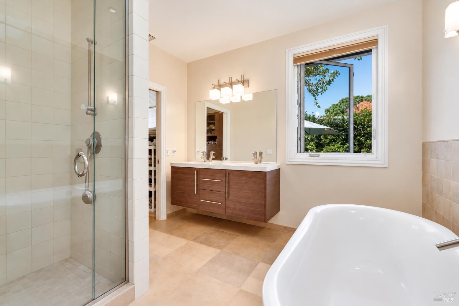 1919 Marian Lane Santa Rosa CA 95405