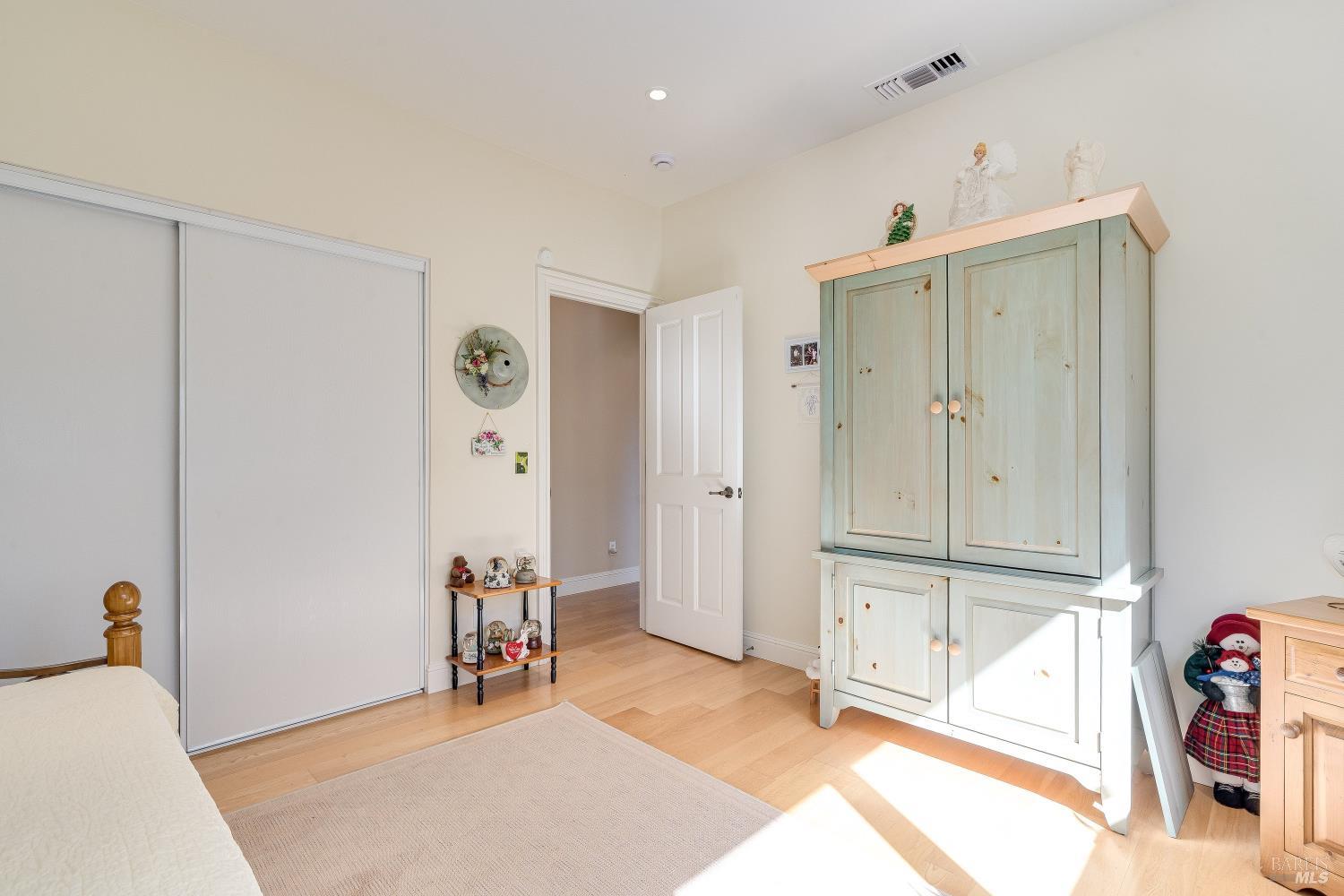 1919 Marian Lane Santa Rosa CA 95405