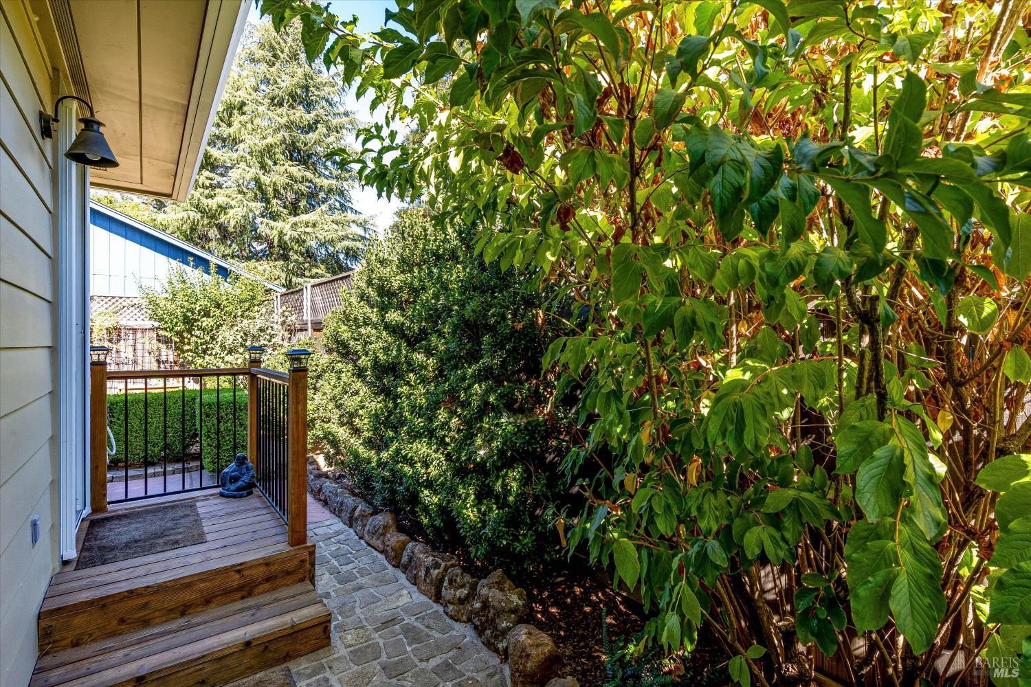 1919 Marian Lane Santa Rosa CA 95405