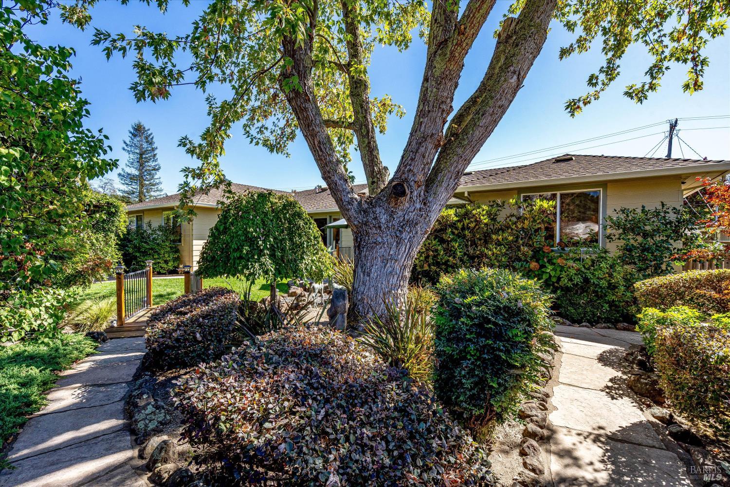 1919 Marian Lane Santa Rosa CA 95405