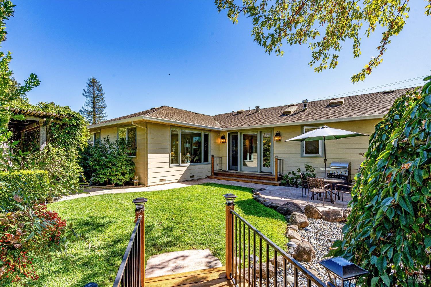 1919 Marian Lane Santa Rosa CA 95405