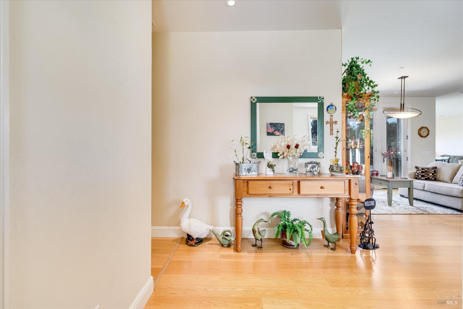 1919 Marian Lane Santa Rosa CA 95405