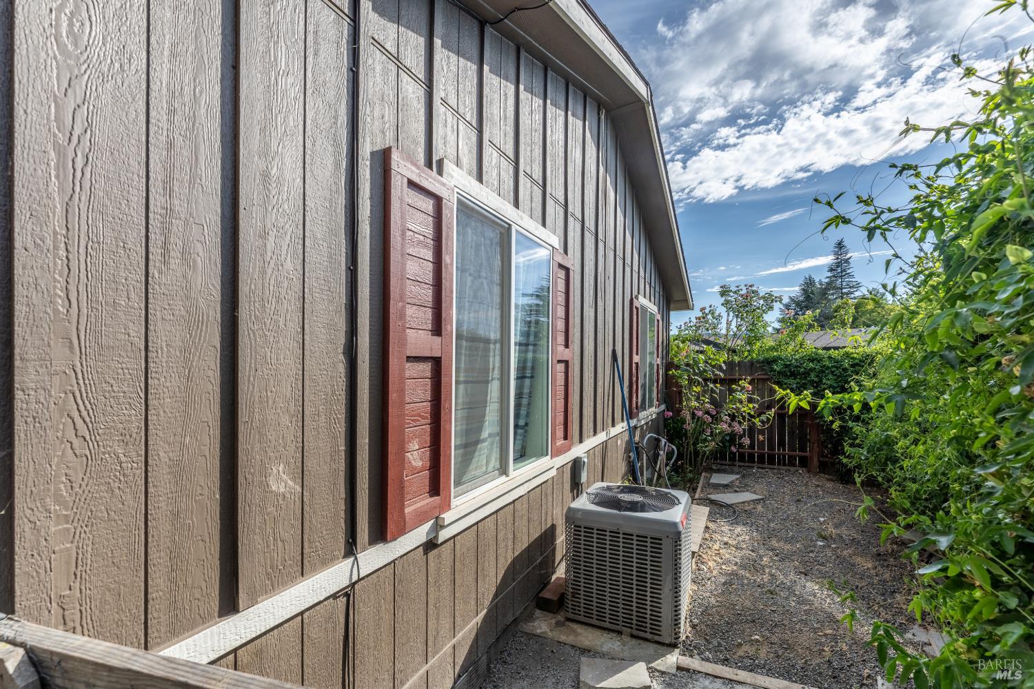 3437 Sol Lane Ukiah CA 95482
