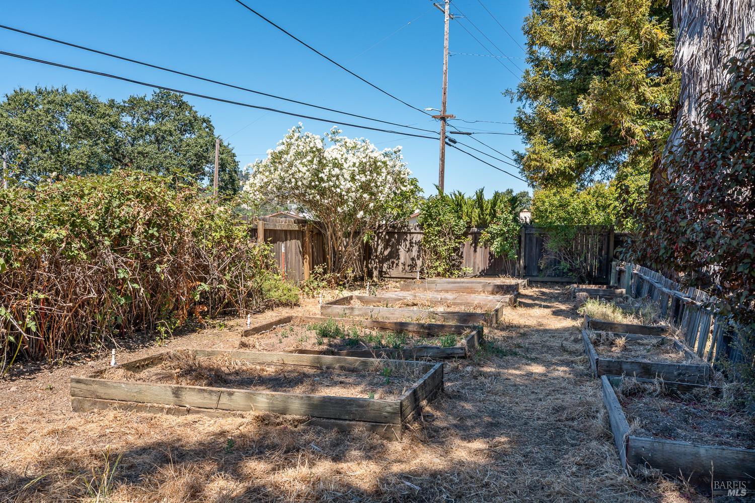 8461 Uva Drive Redwood Valley CA 95470