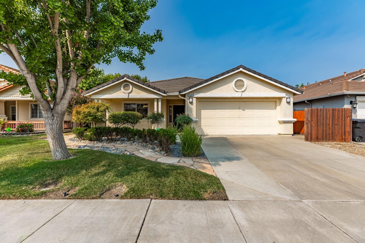 934 Norman Drive Manteca CA 95336