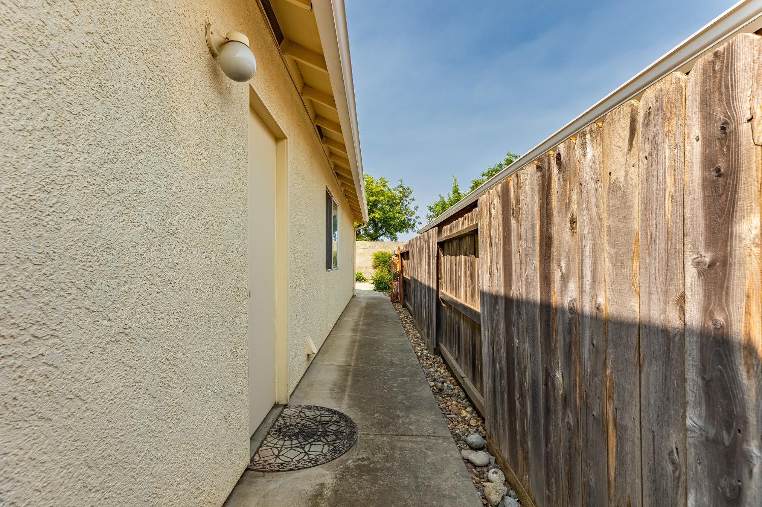 934 Norman Drive Manteca CA 95336