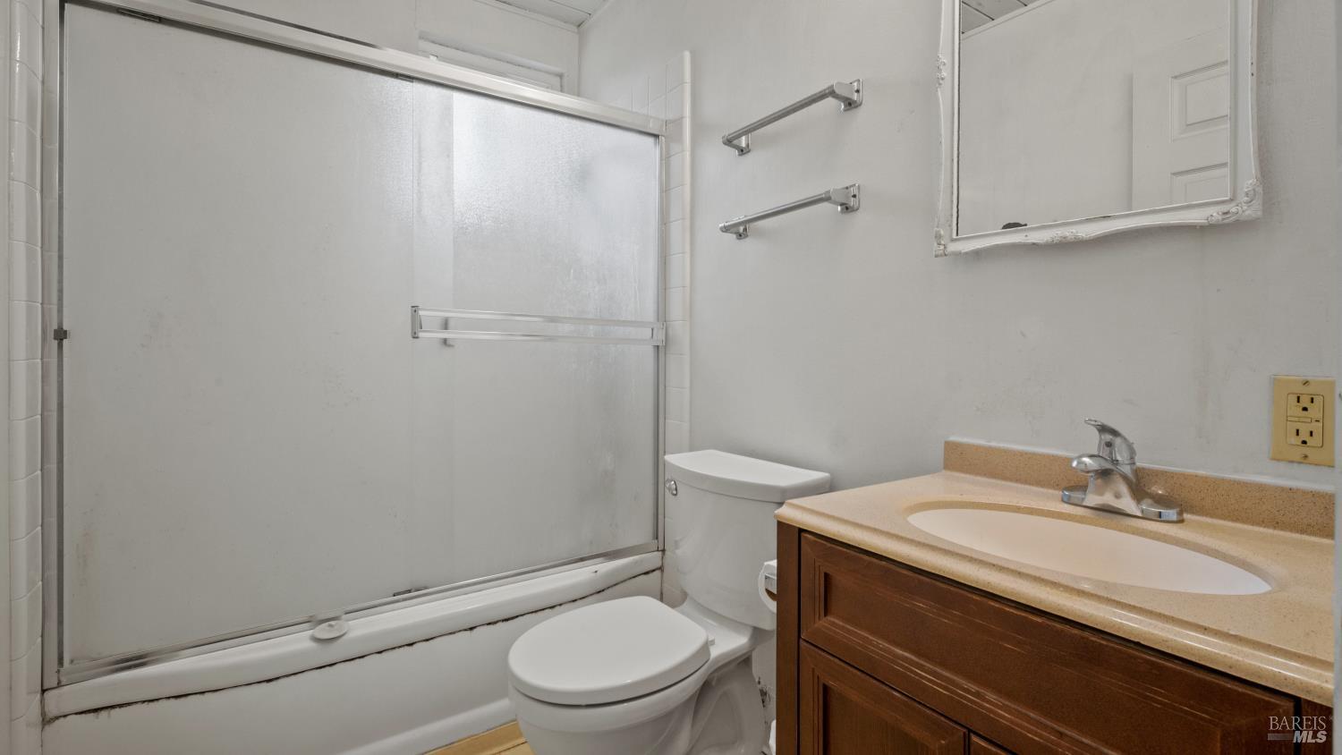 816 Warren Lane Santa Rosa CA 95401