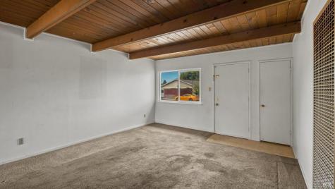 816 Warren Lane Santa Rosa CA 95401
