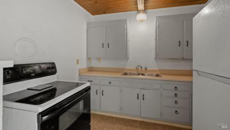 816 Warren Lane Santa Rosa CA 95401