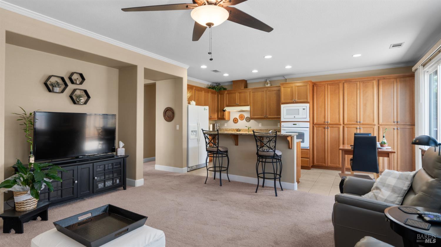 312 Rock Creek Circle Vacaville CA 95688