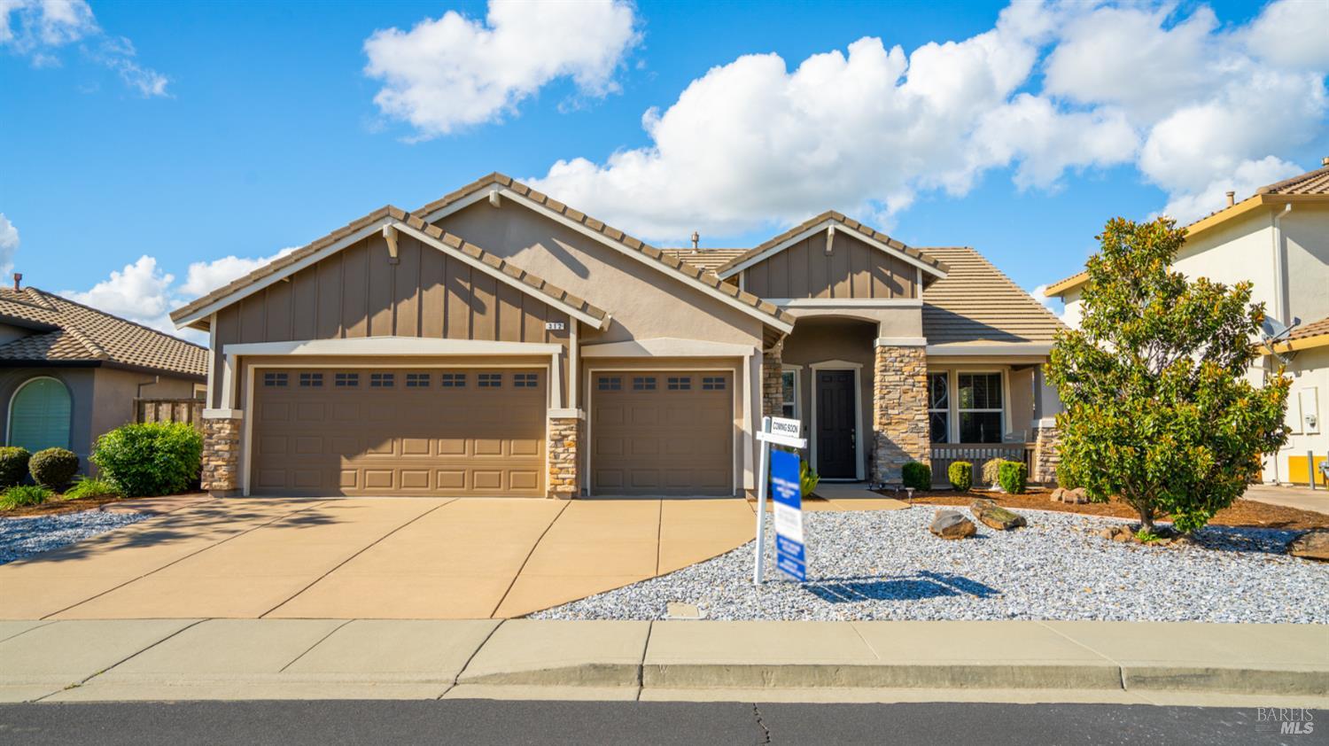 312 Rock Creek Circle Vacaville CA 95688