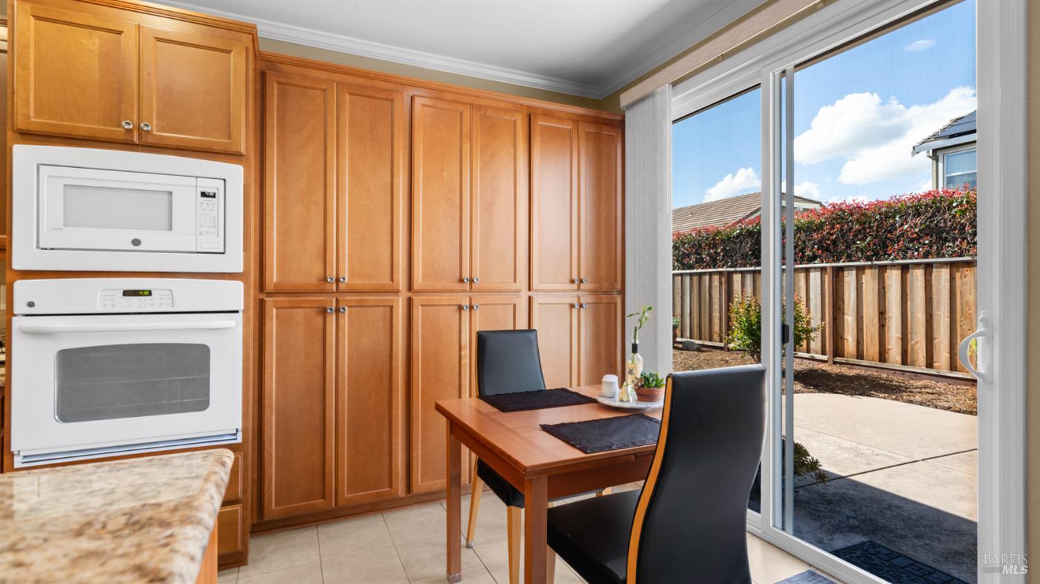 312 Rock Creek Circle Vacaville CA 95688