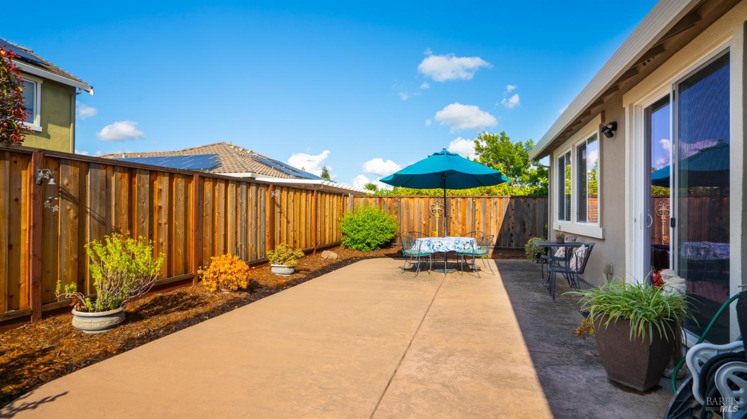 312 Rock Creek Circle Vacaville CA 95688