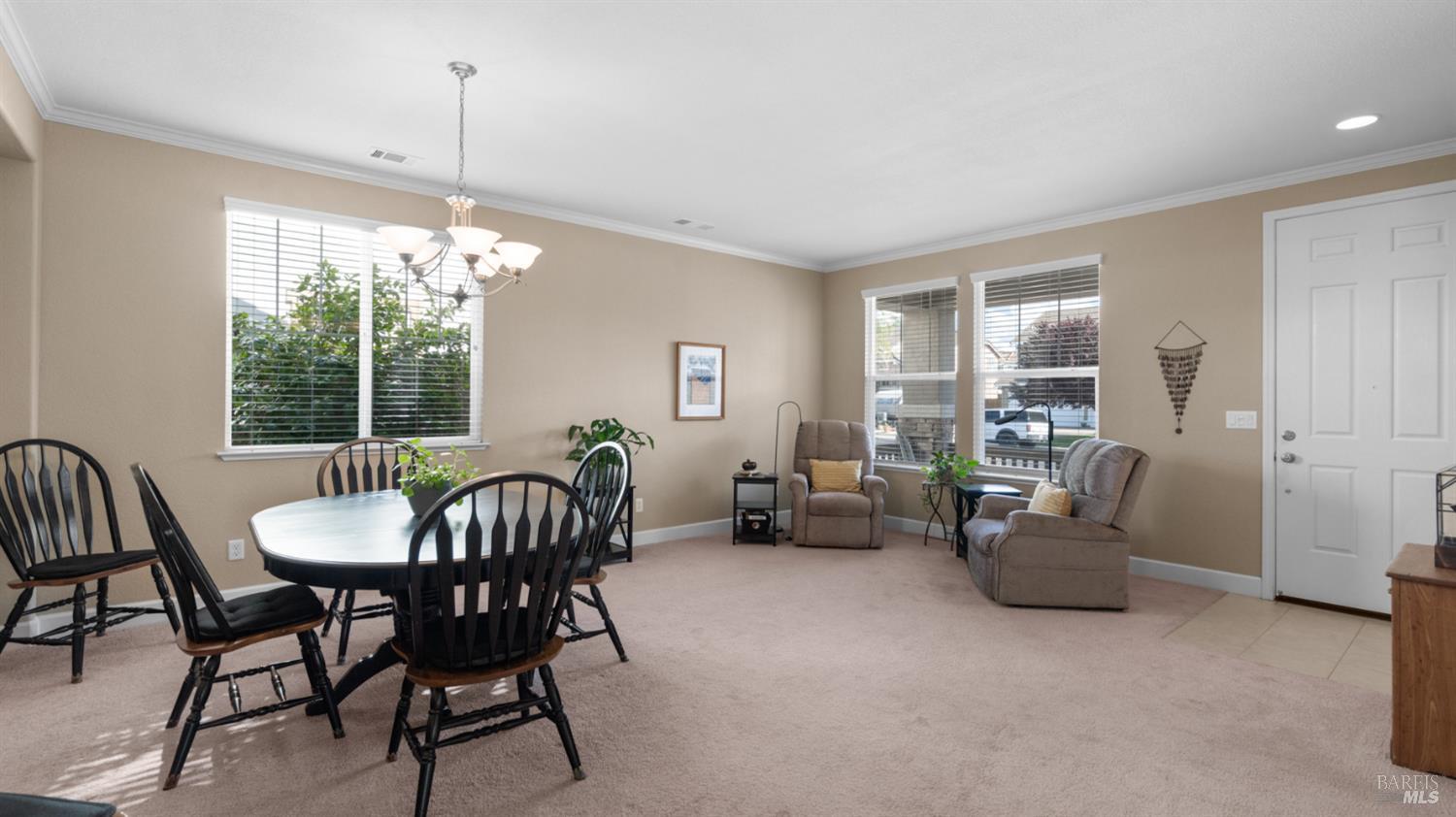 312 Rock Creek Circle Vacaville CA 95688