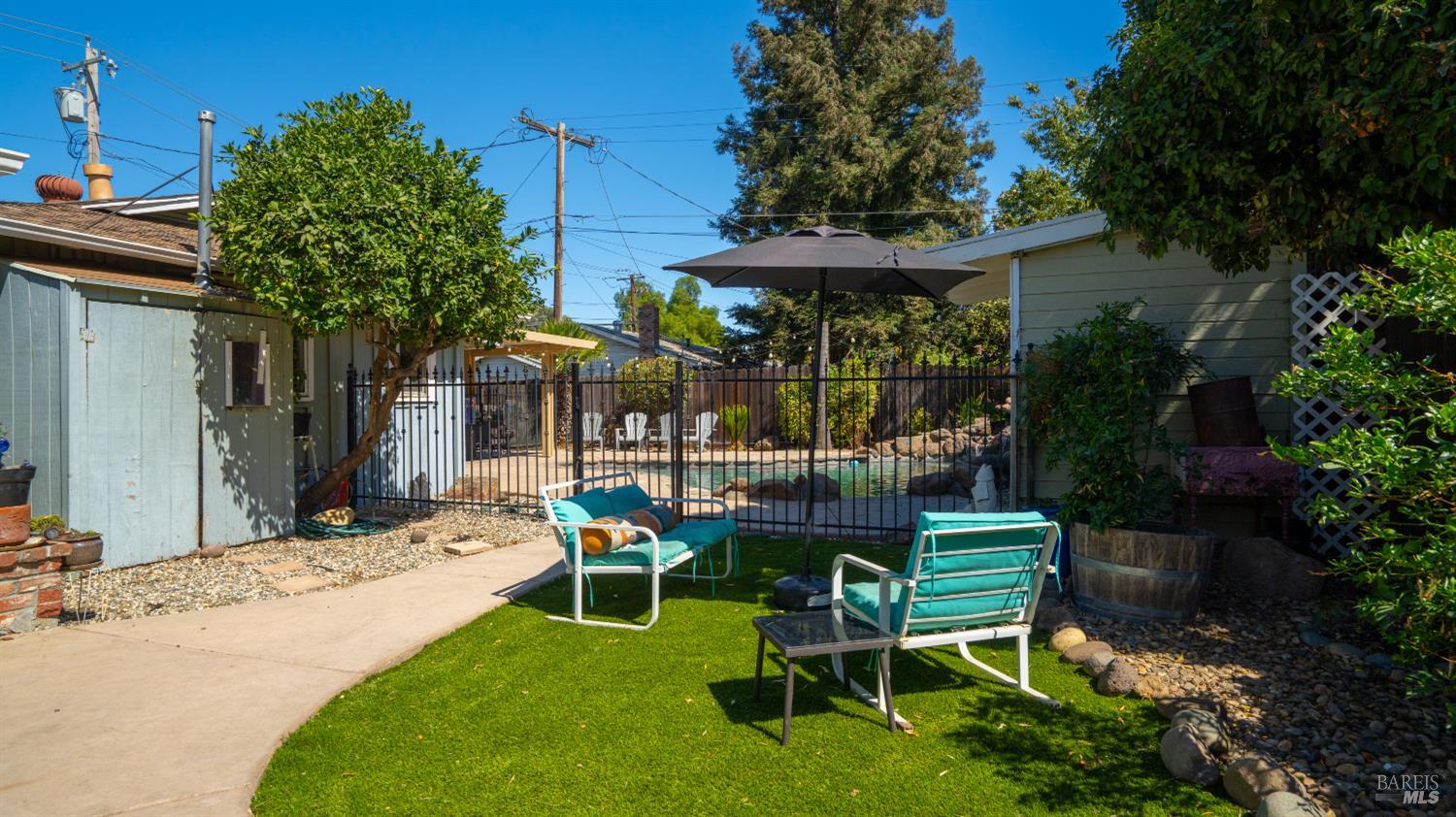 700 E A Street Dixon CA 95620