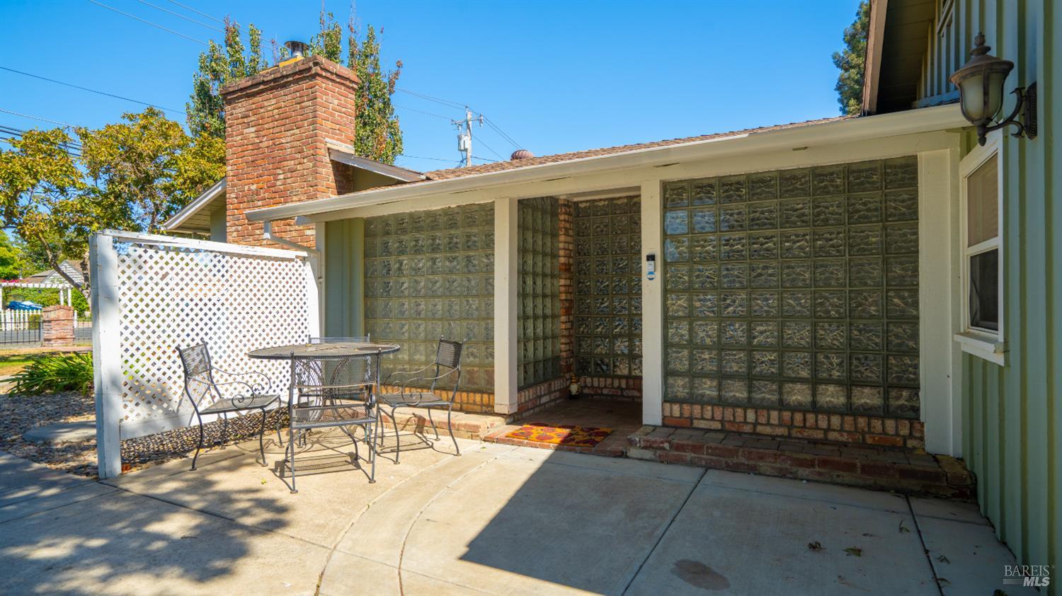 700 E A Street Dixon CA 95620