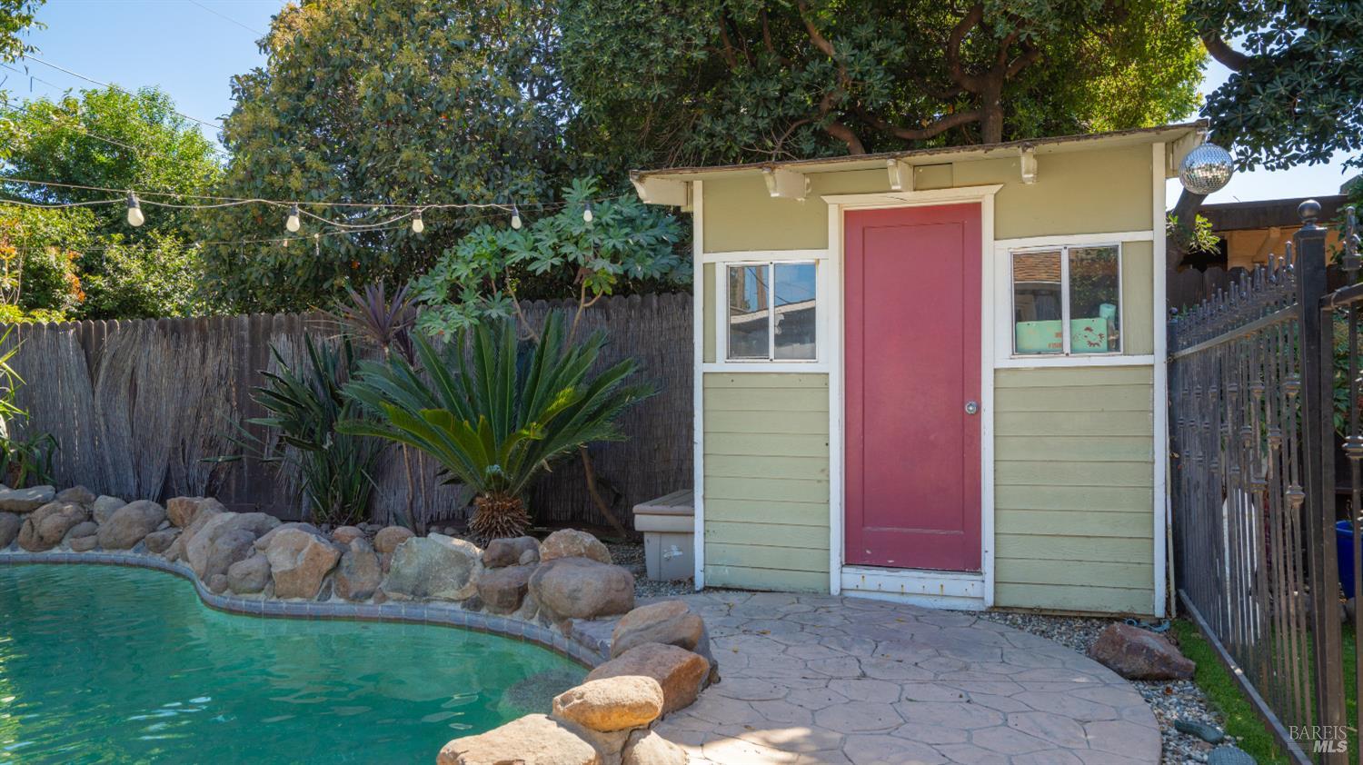 700 E A Street Dixon CA 95620