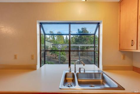 4772 Sunshine Avenue Santa Rosa CA 95409