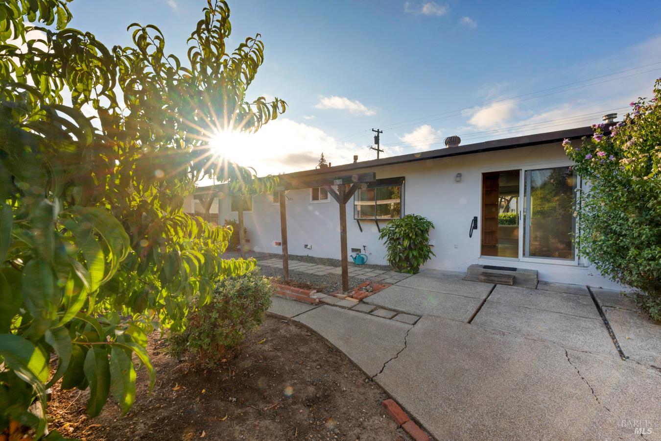 4772 Sunshine Avenue Santa Rosa CA 95409