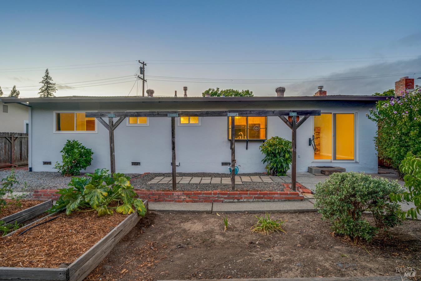 4772 Sunshine Avenue Santa Rosa CA 95409
