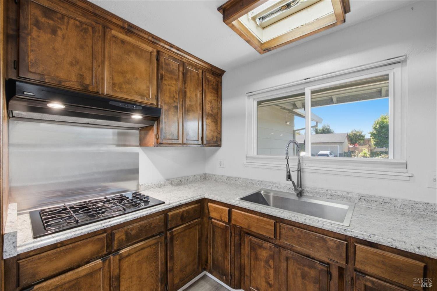 314 Alma Avenue Rohnert Park CA 94928