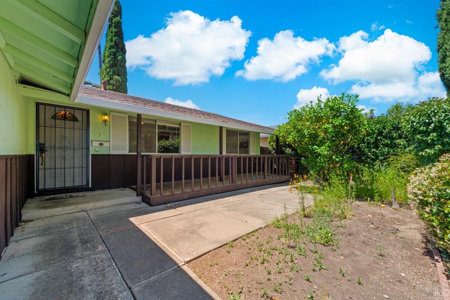 350 Weatherly Way Vacaville CA 95687