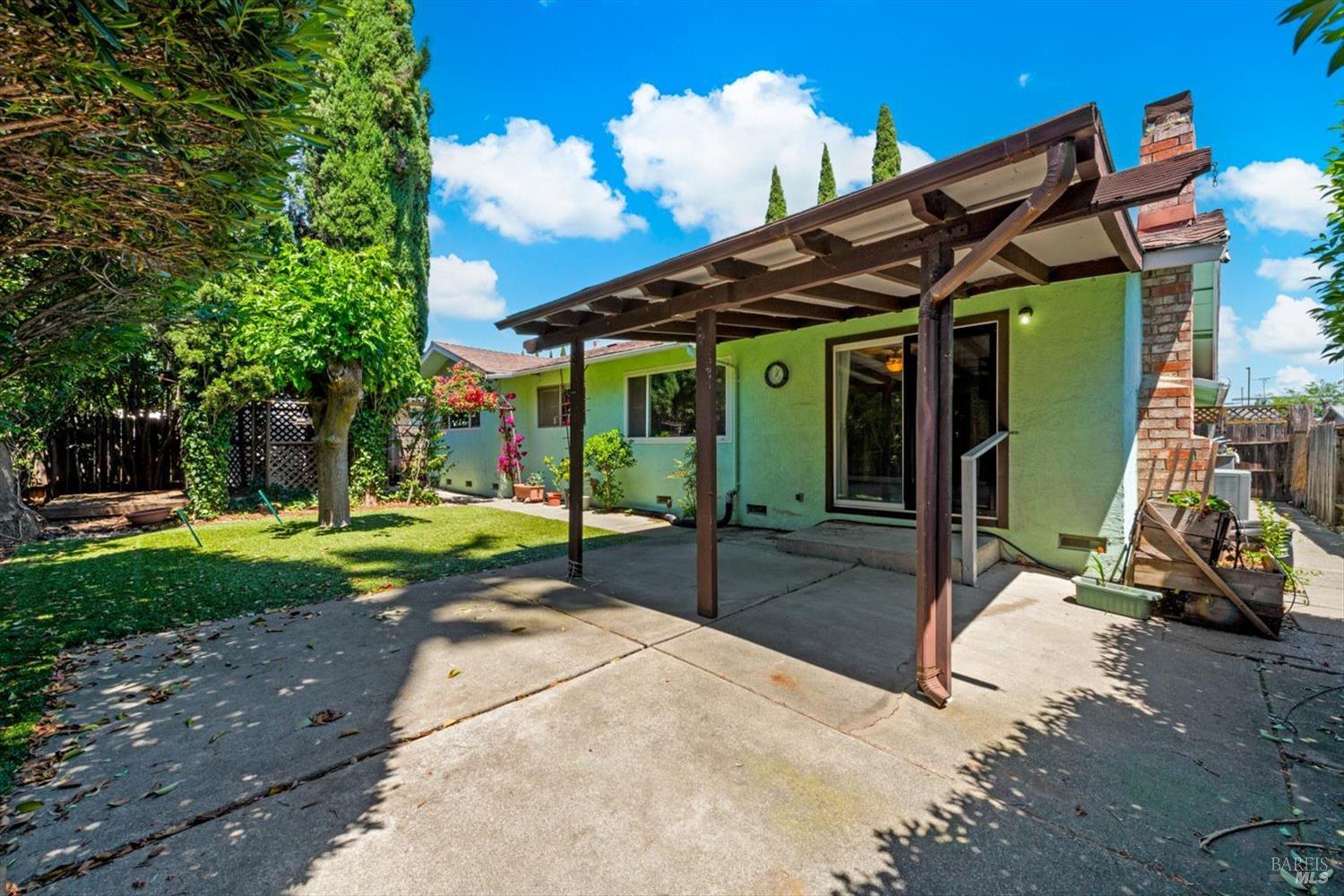 350 Weatherly Way Vacaville CA 95687