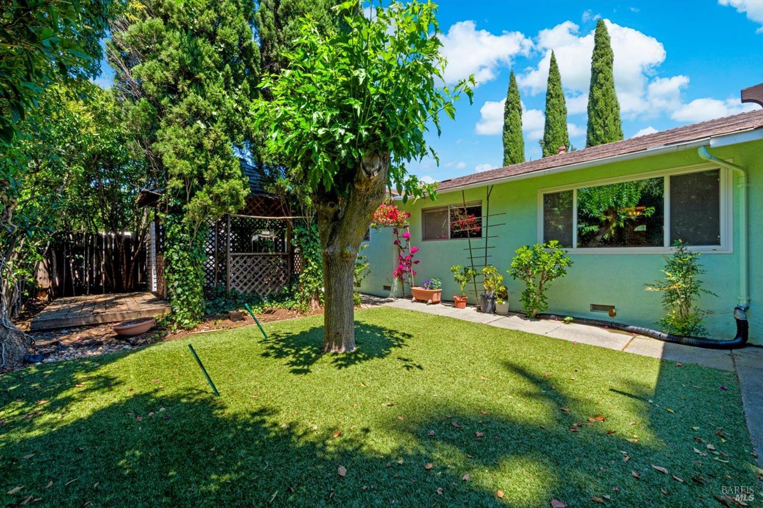 350 Weatherly Way Vacaville CA 95687