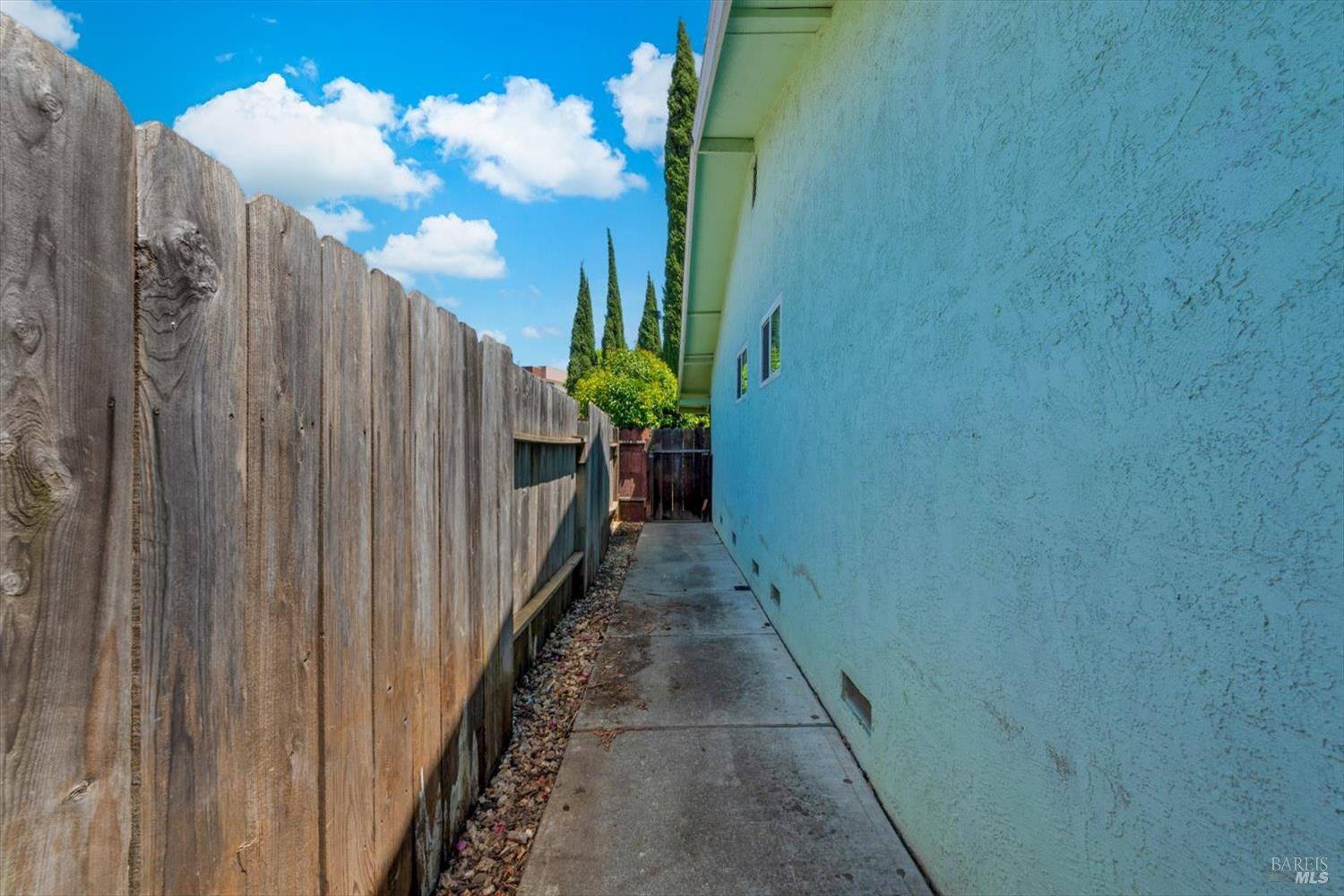 350 Weatherly Way Vacaville CA 95687