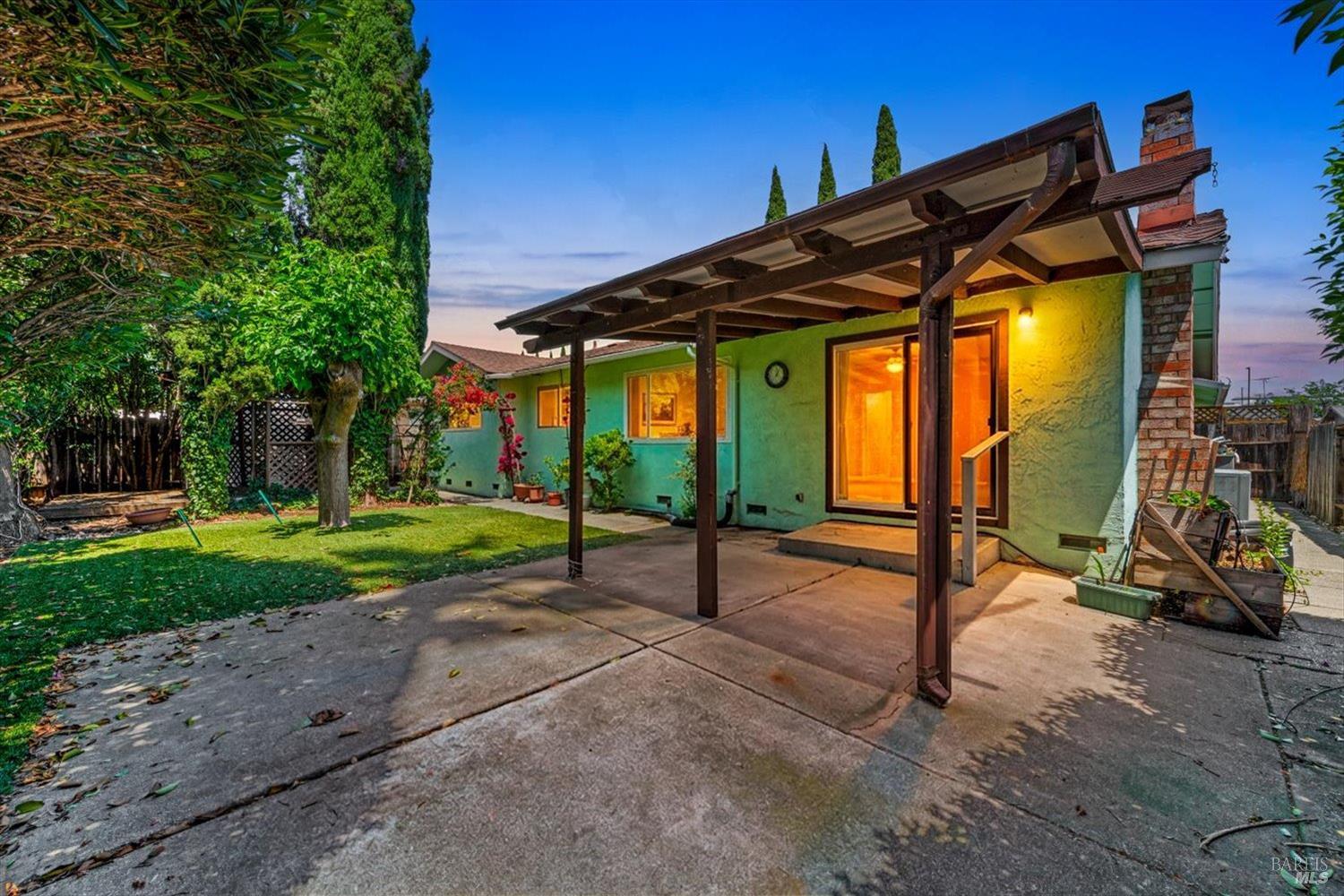 350 Weatherly Way Vacaville CA 95687