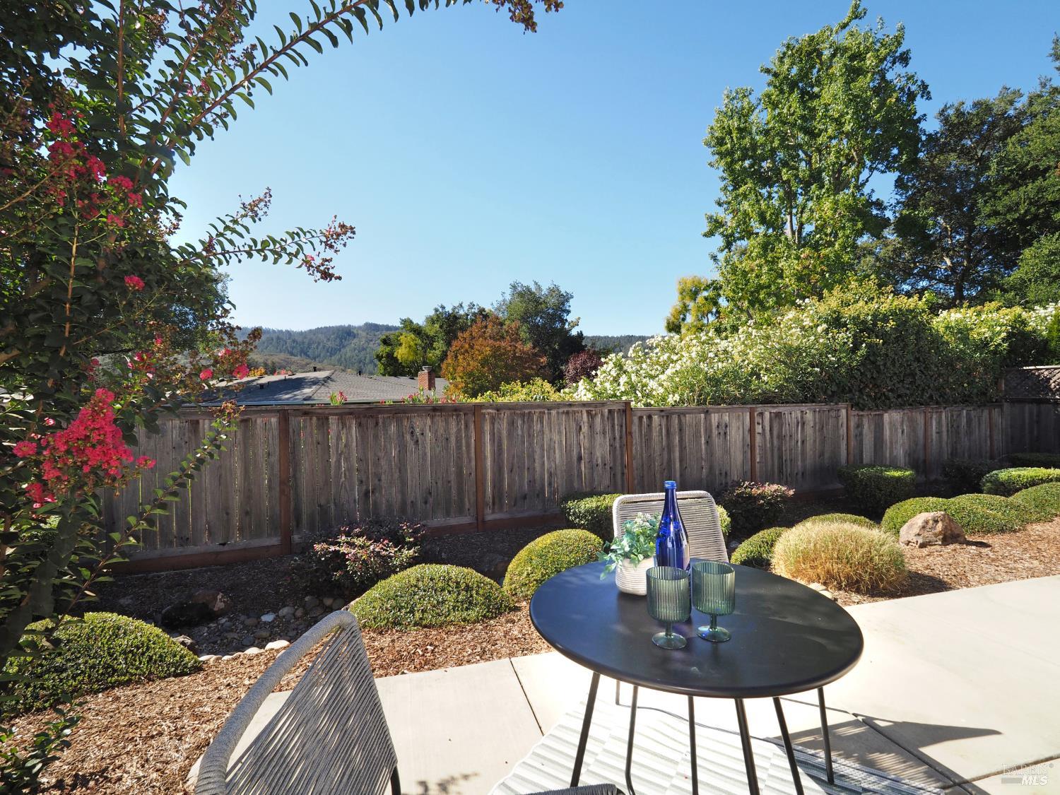 6327 Pine Valley Drive Santa Rosa CA 95409