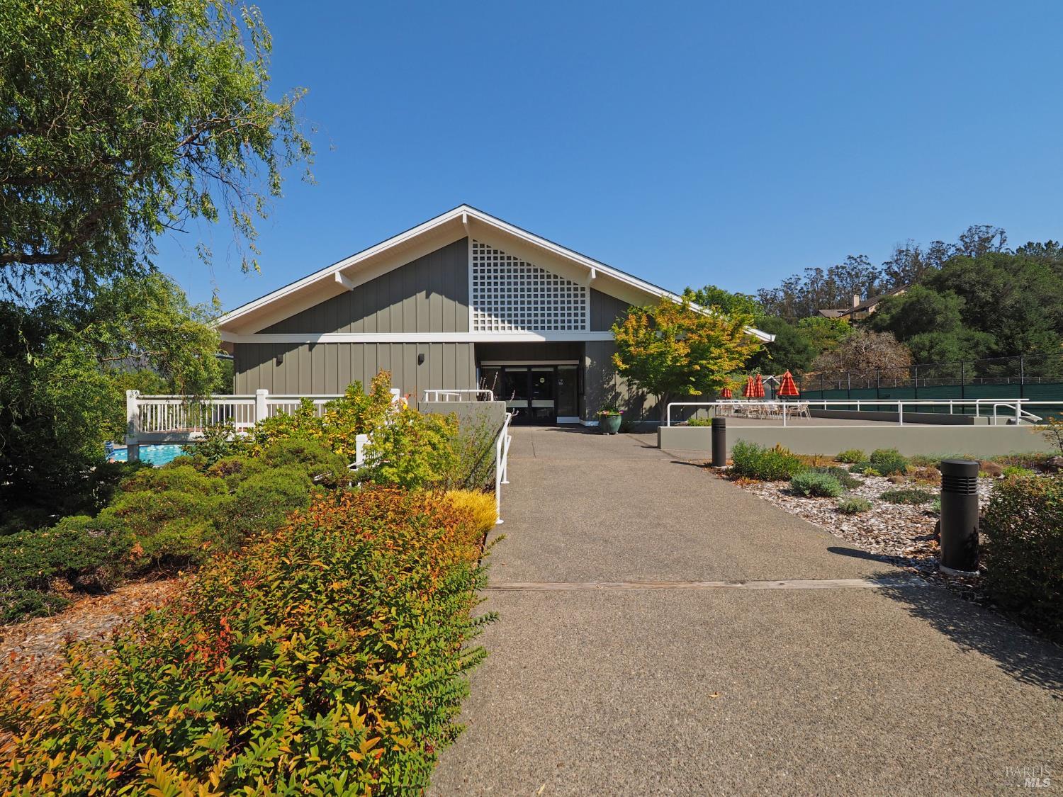 6327 Pine Valley Drive Santa Rosa CA 95409