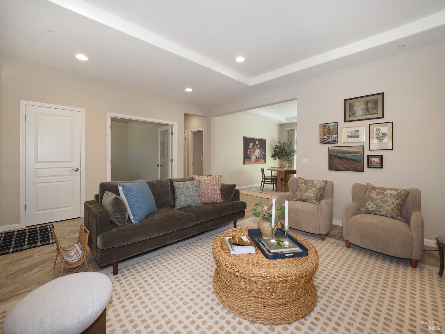 6327 Pine Valley Drive Santa Rosa CA 95409