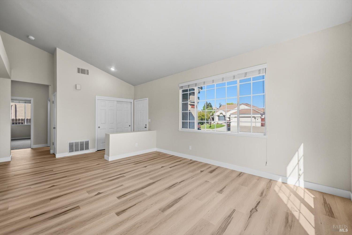 212 Laurelwood Way Vacaville CA 95687