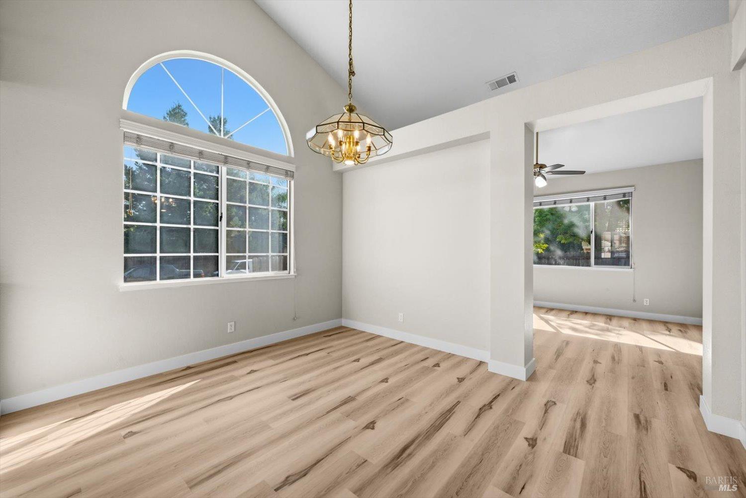 212 Laurelwood Way Vacaville CA 95687