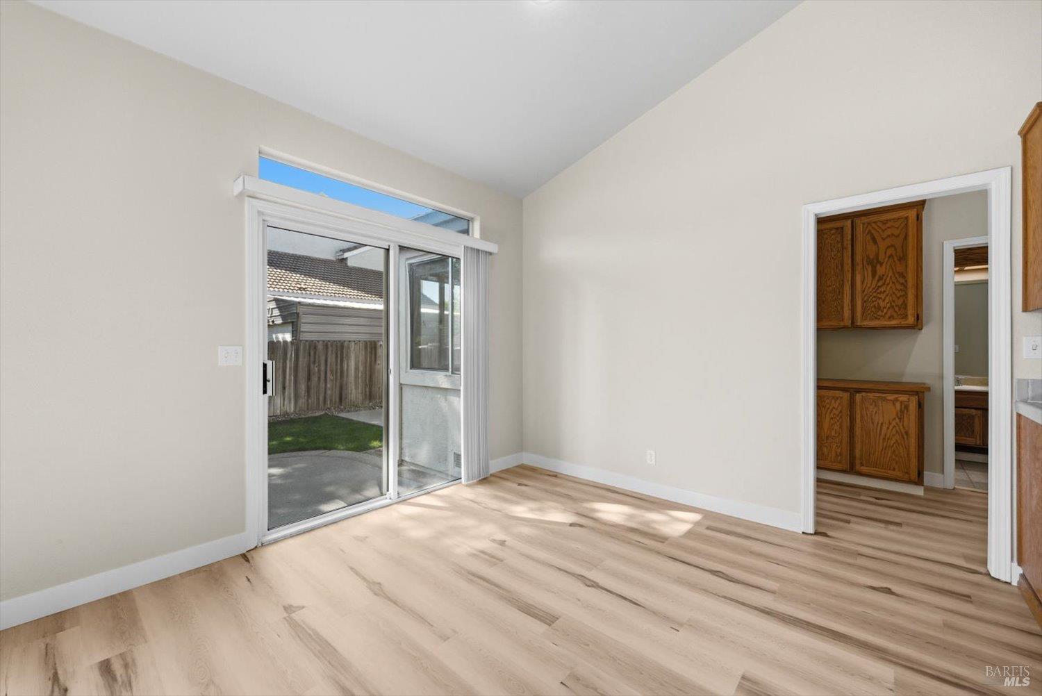212 Laurelwood Way Vacaville CA 95687