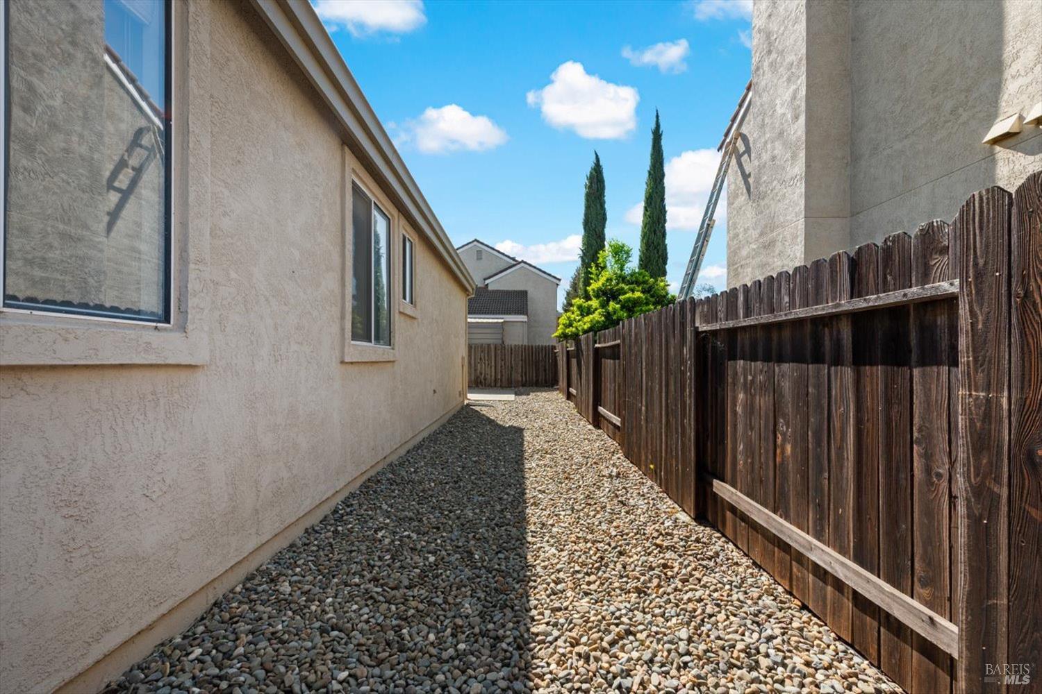 212 Laurelwood Way Vacaville CA 95687