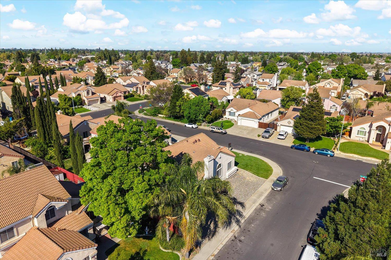 212 Laurelwood Way Vacaville CA 95687