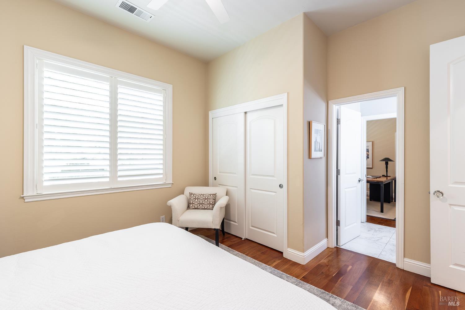 2375 Lone Oak Avenue Napa CA 94558