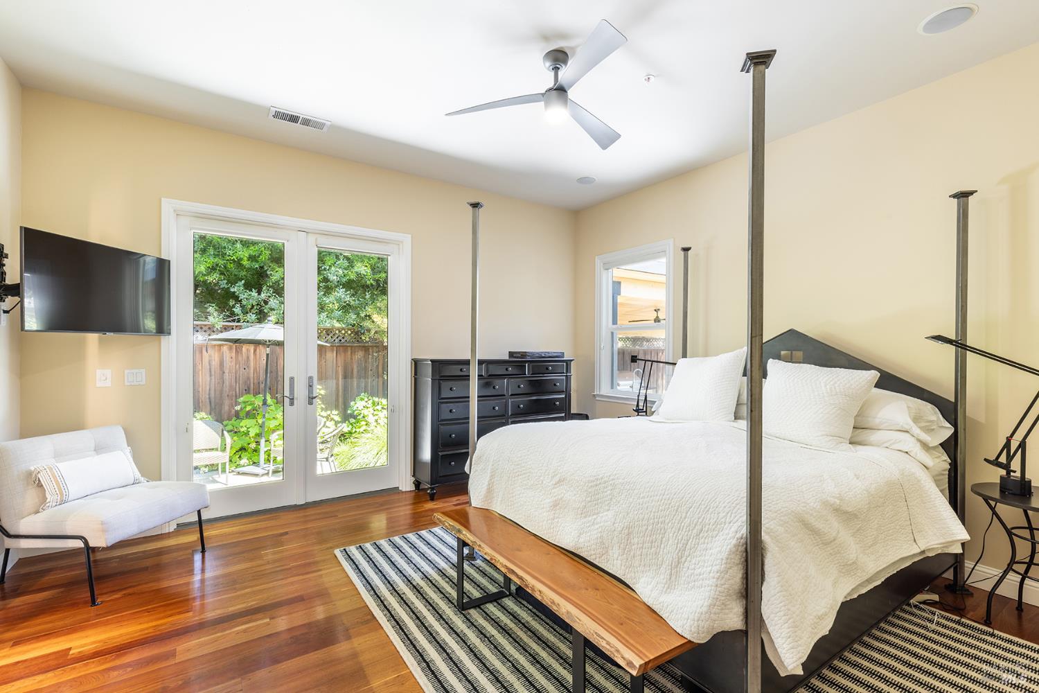 2375 Lone Oak Avenue Napa CA 94558